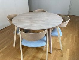 4 chaises design en bois