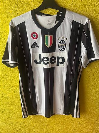 Pjanic Juventus 2016/17 Retro-Trikot