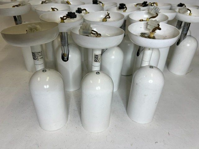 Lampen: 19 weisse Spots RZB made in Germany – Gebraucht aus Zürich von gigimai67 9