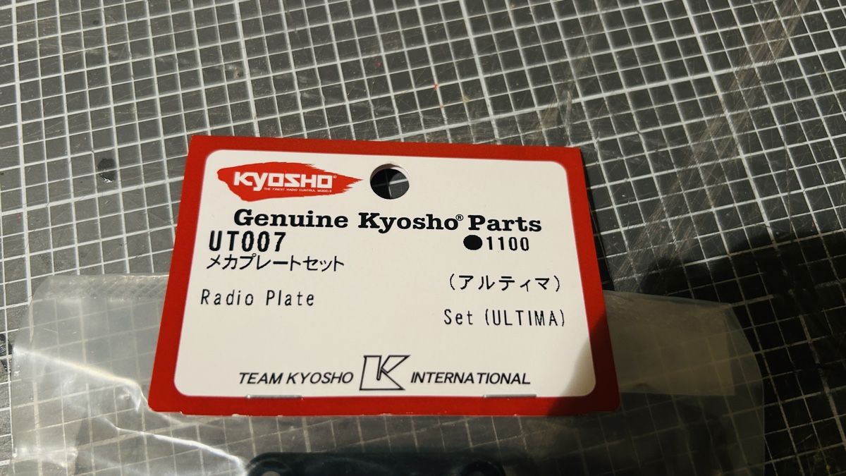 Kyosho Modellismo RC: Original Kyosho Ultima Radio Plate – Nuovo e nell'imballaggio originale da St.Gallen venduto da holyhobby 2