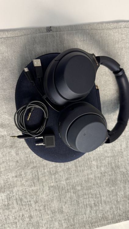 Sony Kopfhörer: MADE IN MALAYSIA 5V== Manufacturer: Sony Corporation EU impo – Gebraucht aus St.Gallen von gauwo