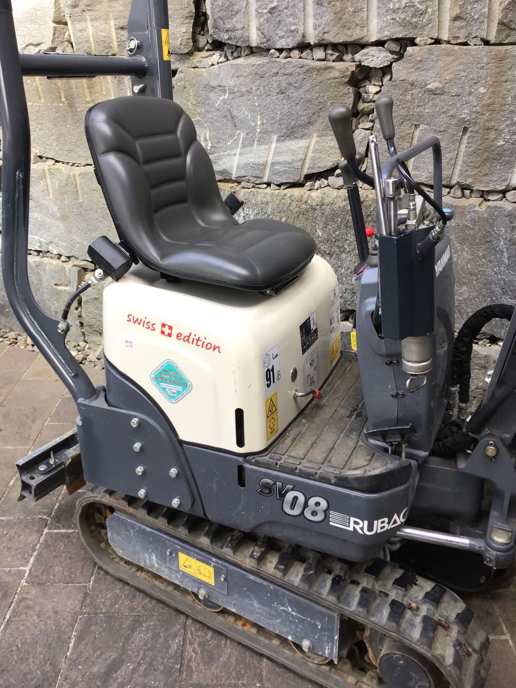 Yanmar Escavatori: Bagger Yanmar SV 08 – Usato da Rumisberg venduto da urs_6q9j