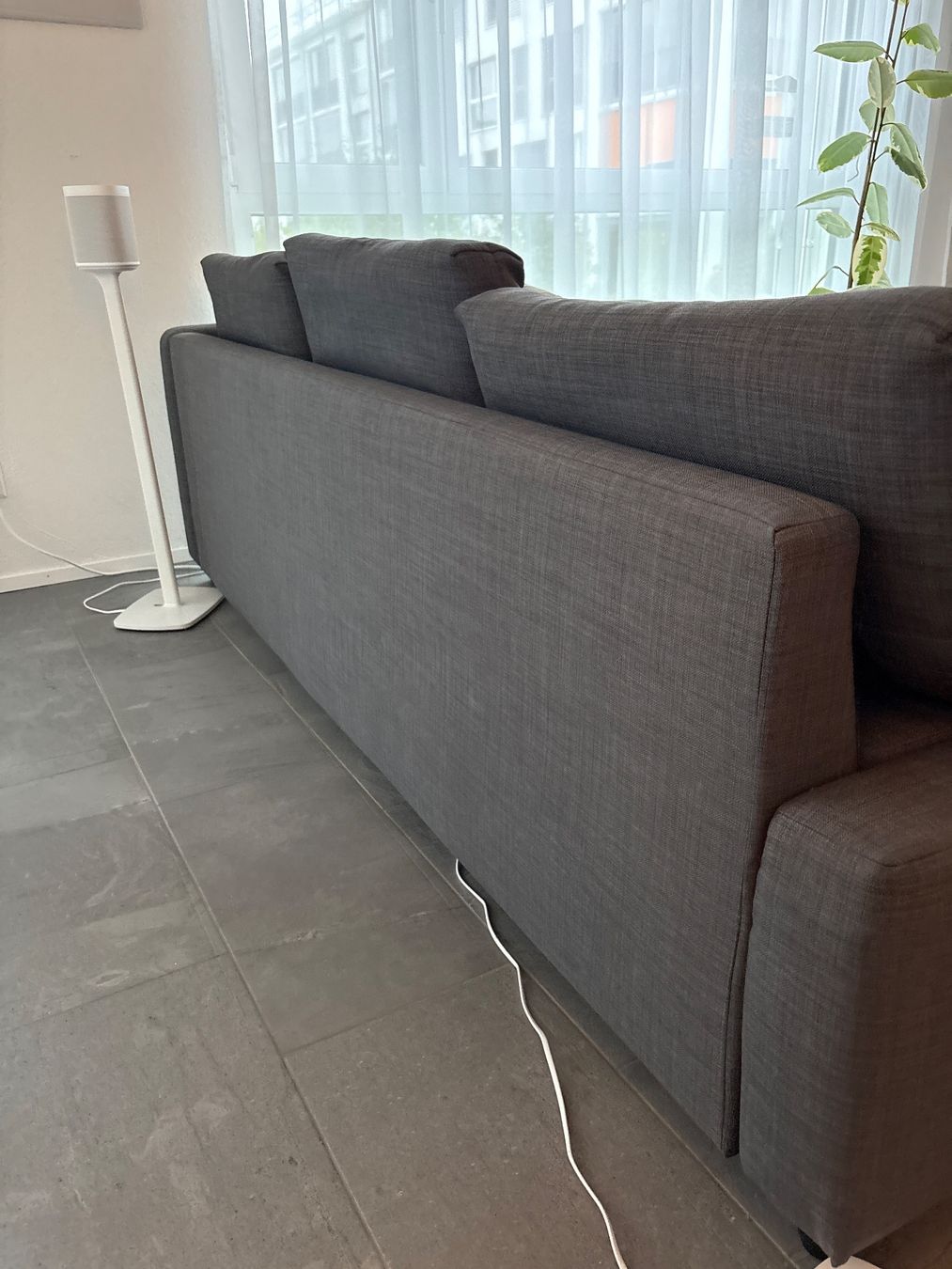 Ikea Divani: Ecksofa FRIHETEN grau – Usato da Ostermundigen venduto da NiSc 3