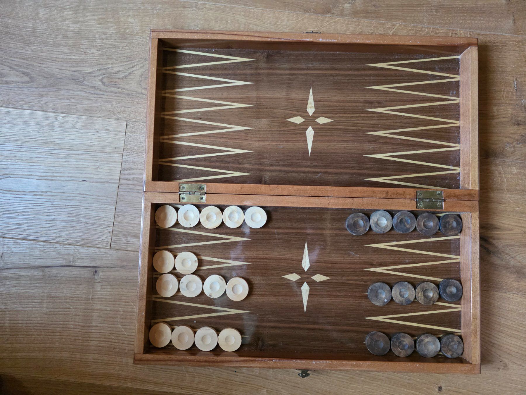 Giochi: Schach Backgammon Spiel Brett Koffer – Usato da Walterswil BE venduto da Lonitti 2