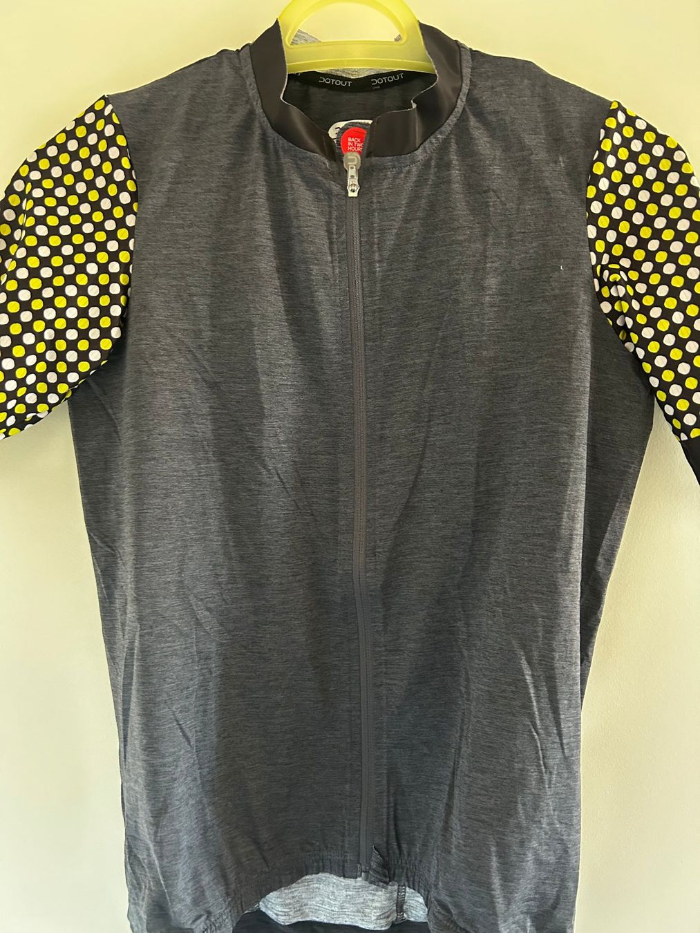 Leibchen & Hosen: Maillot Dotout – Neu (gemäss Beschreibung) aus Essertines-sur-Rolle von jp89