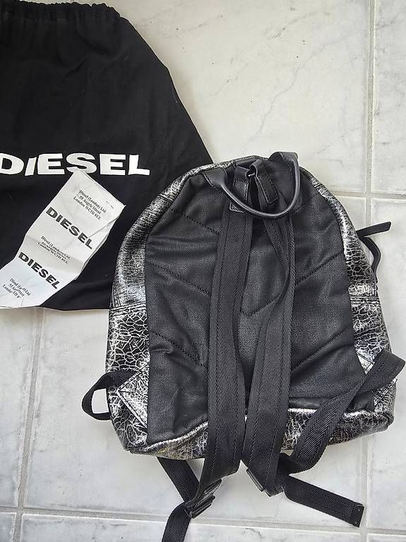 Diesel Zaini: Diesel Rucksack metallic – Nuovo e nell'imballaggio originale da Heimberg venduto da Cpidu 1