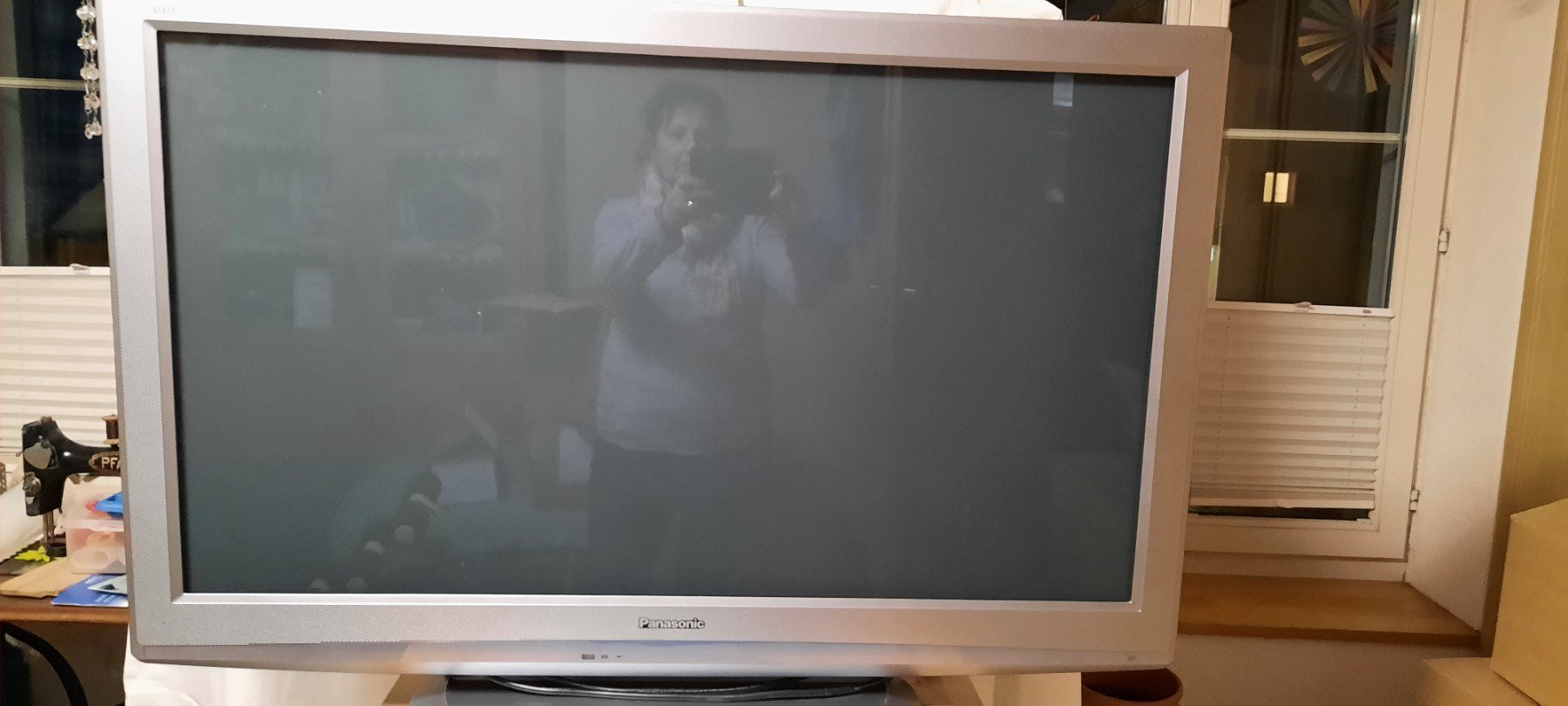 Panasonic Televisori: Plasma Fernseher  Bildschirm Panasonic – Usato da Turbenthal venduto da tirare 9