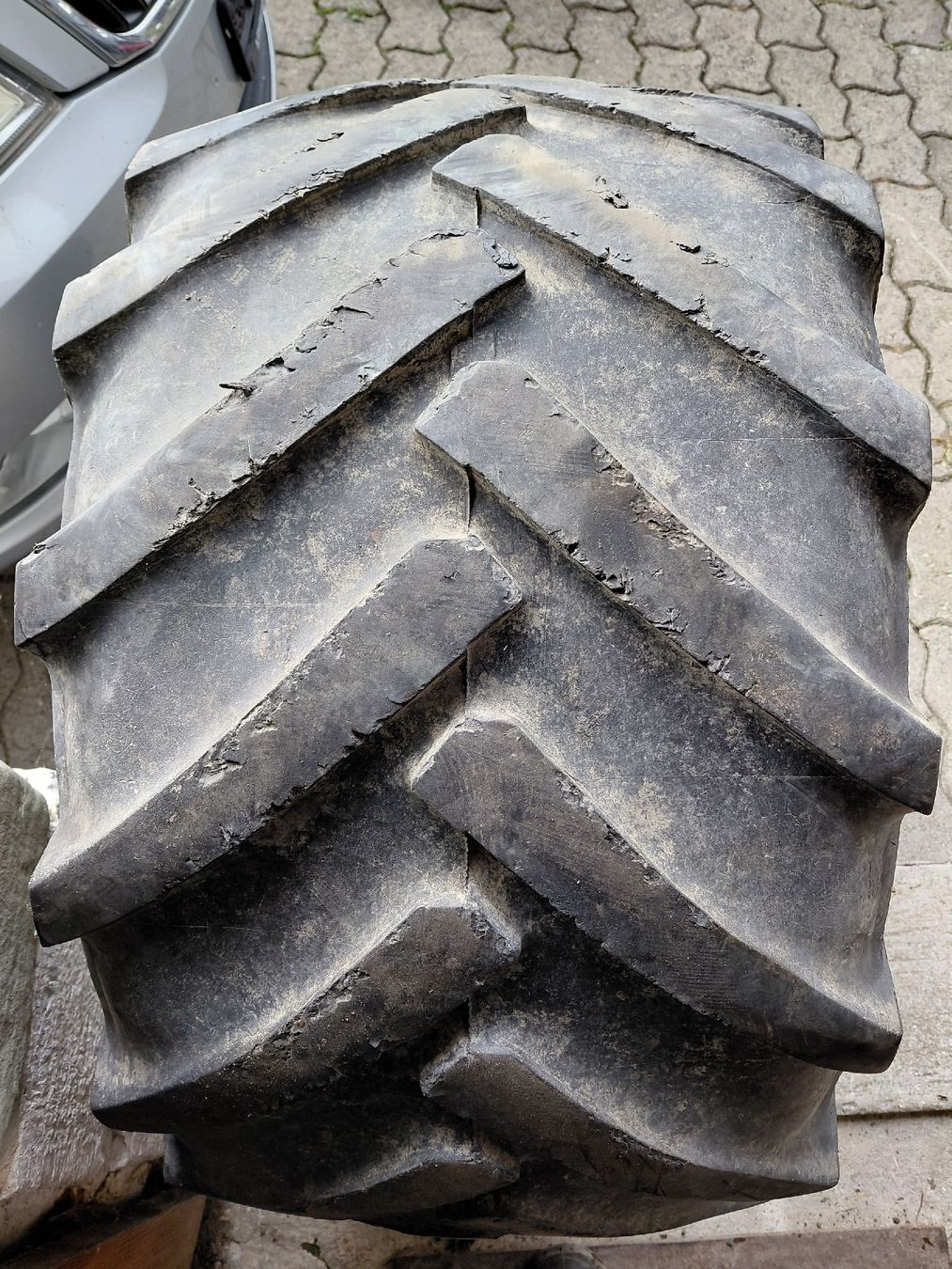 Pneus & Kompletträder: Reifen 425/55 R17 – Gebraucht aus Gutenburg von M.S.3 3