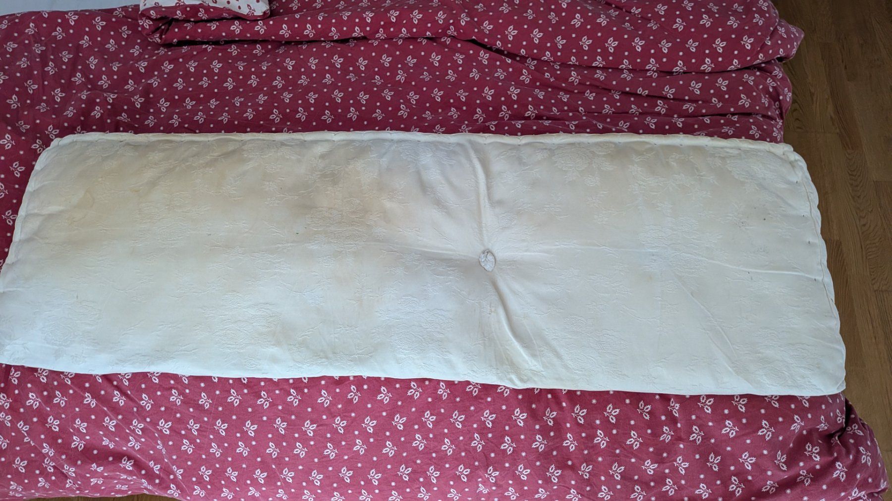 Coussins: Coussin traversin 140cm – D'occasion à Apples par lverschu 1
