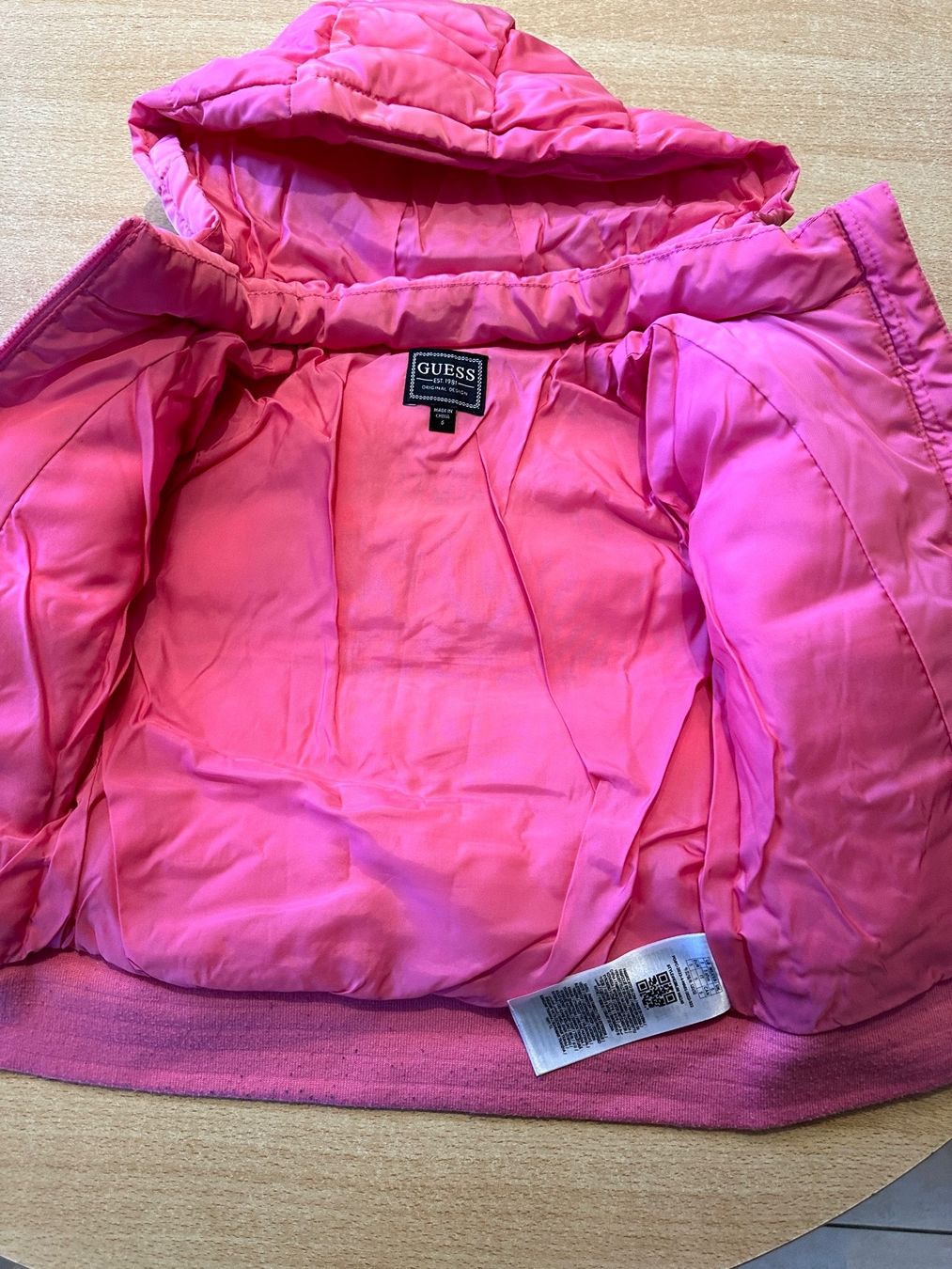 Guess Giacche & Cappotti: Veste guess fille T.104 – Nuovo (secondo la descrizione) da Le Brassus venduto da lionete02 1