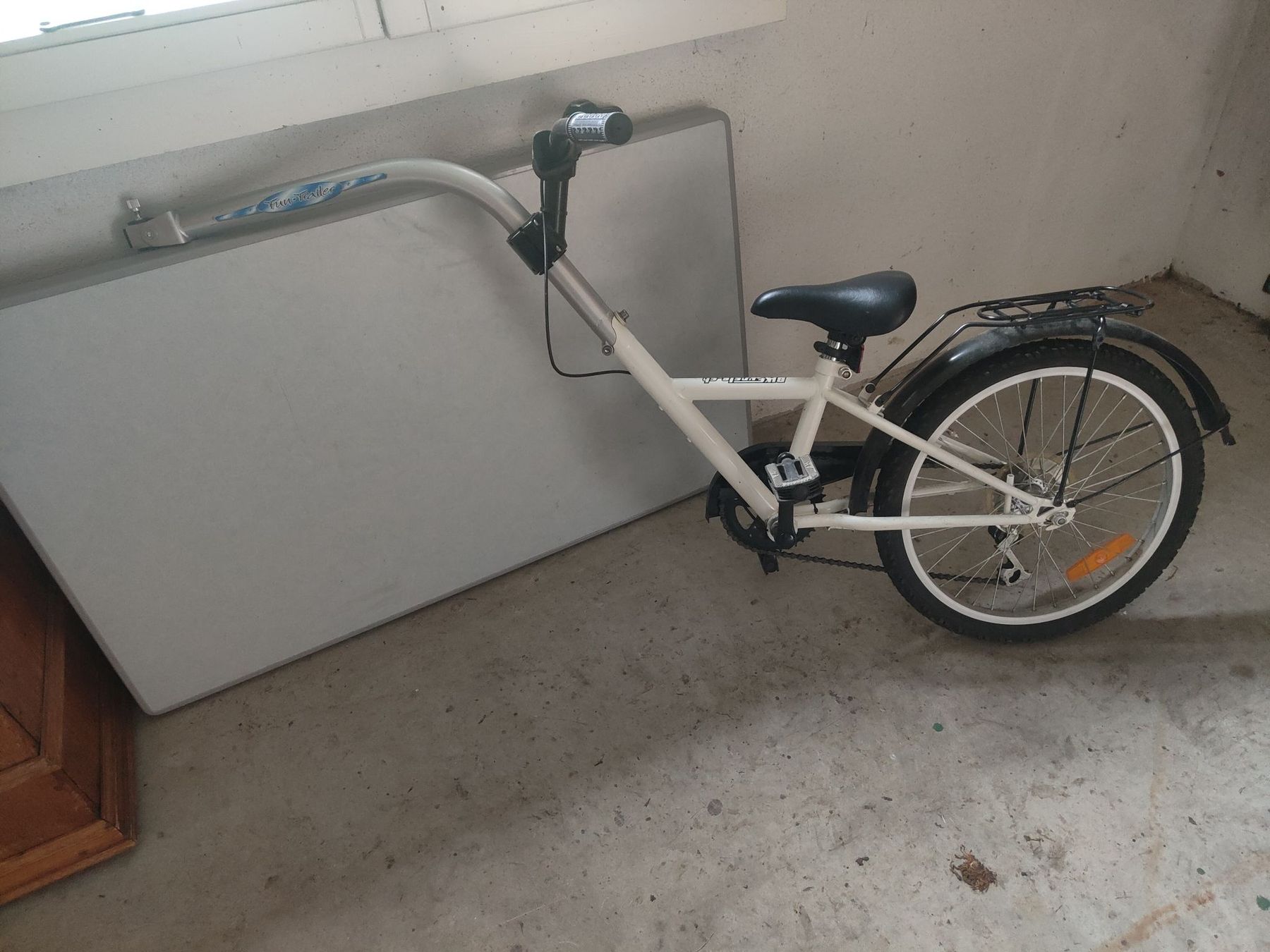 Velos: Kinder Anhänger Fahrrad - Follow Me – Gebraucht aus Oberwangen TG von danbit88
