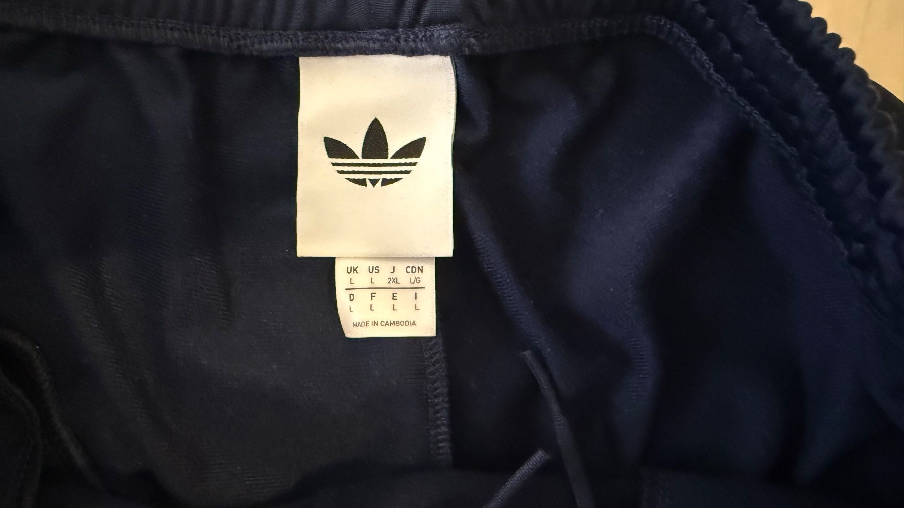 Adidas Pantalons: Adidas Original Hose – Neuf (Voir description) à Zürich par guille.arg 3