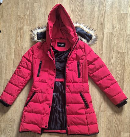 Rote Wintermantel von Guess Grösse M