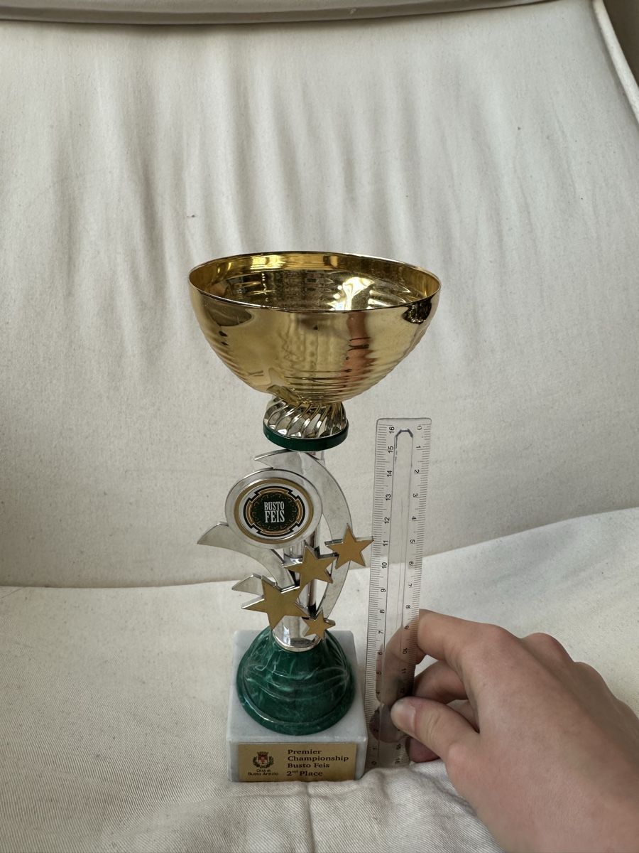 Sonstiges zum Sammeln & Seltenes: Goldener Pokal – Gebraucht aus Basel von ari_f26x 1