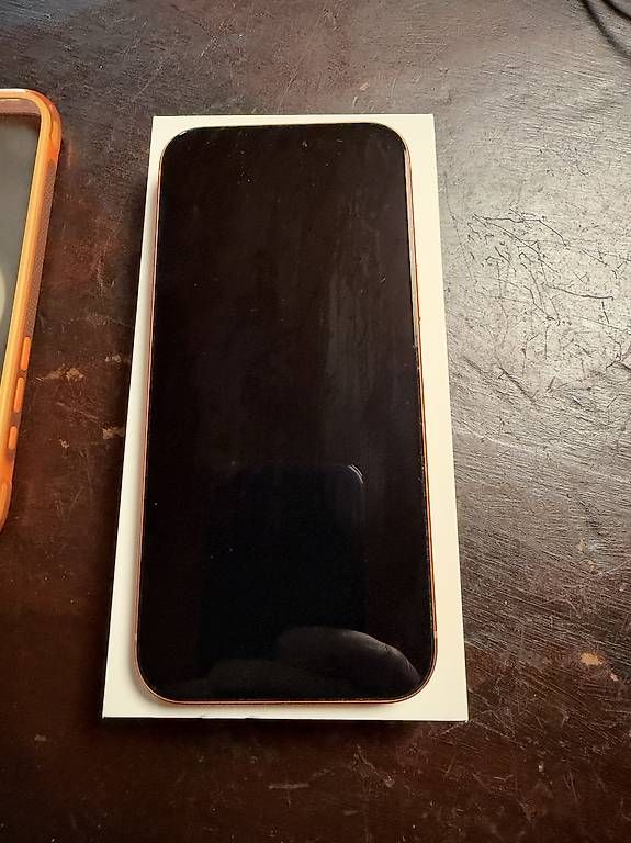 Portables: iPhone 17 ProMax 1tb  – D'occasion à Bogis-Bossey par Fatcat 1