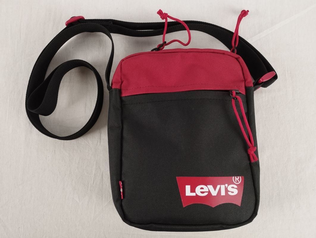 Levi's Borse: LEVI'S Umhängetasche Mini – Usato da Schübelbach venduto da Restwert_Schubelbach
