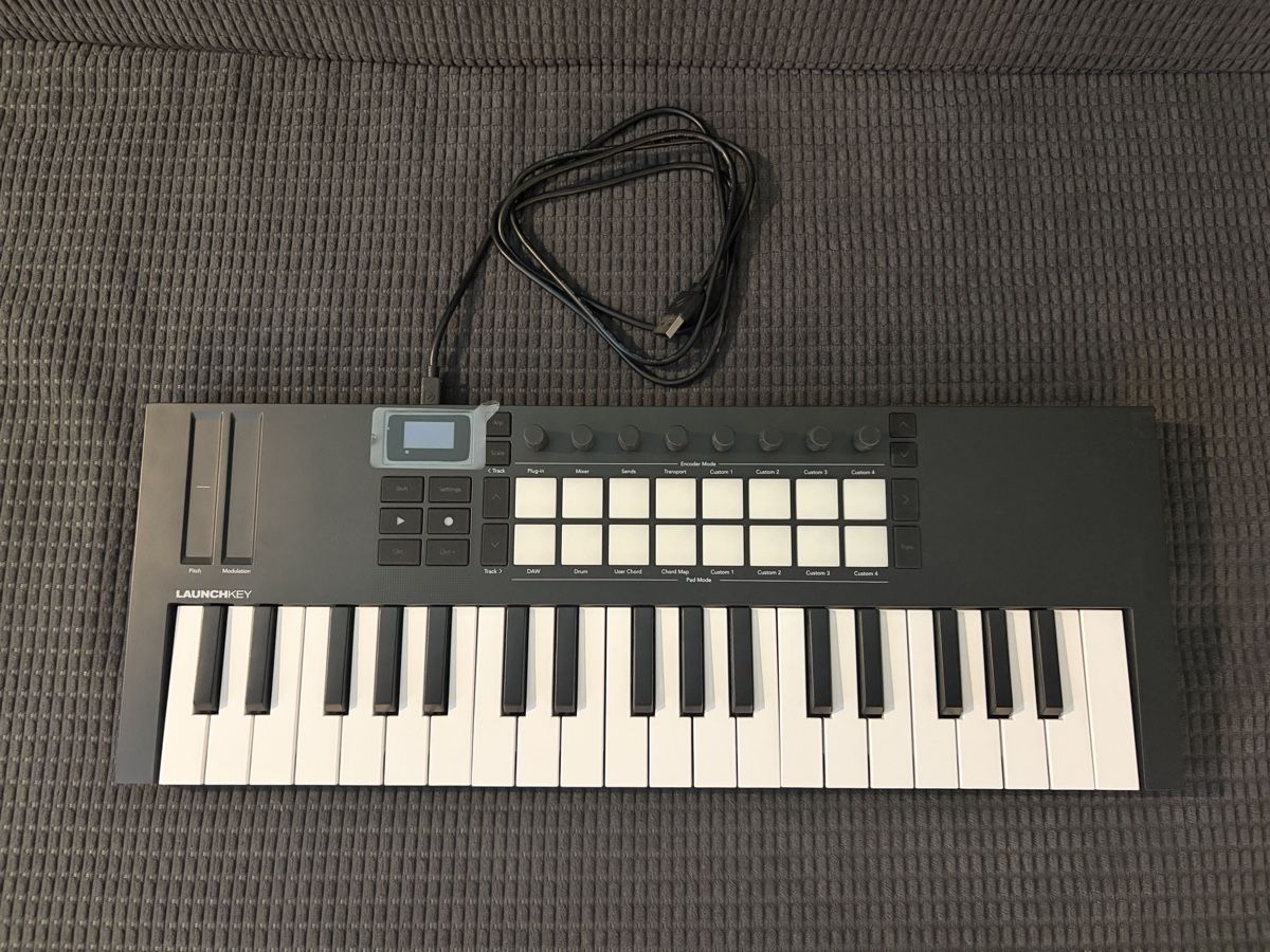 Novation Strumenti musicali: Novation Launchkey 37 Mini MK4 – Usato da Schaffhausen venduto da ram_667r