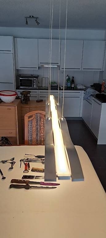 Pfister Lustres & lampes de plafonds: Esszimmer Tischlampe LED – D'occasion à Biberist par Mpilot 1