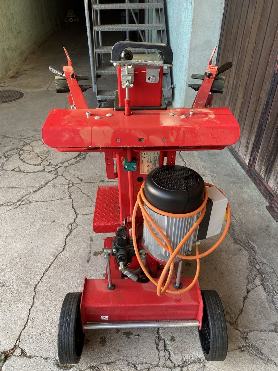 Tutte le macchine: Elektro-Holzspalter – Usato da Oberönz venduto da formholz