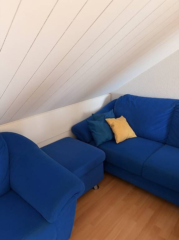 Divani: Blaue Polstergrupper mit Hocker – Usato da Zürich venduto da ozan21 3