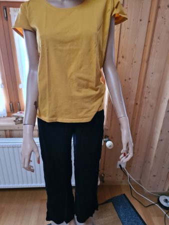 Luftig,leichte Sommerhose mit Shirt in Schwarz
