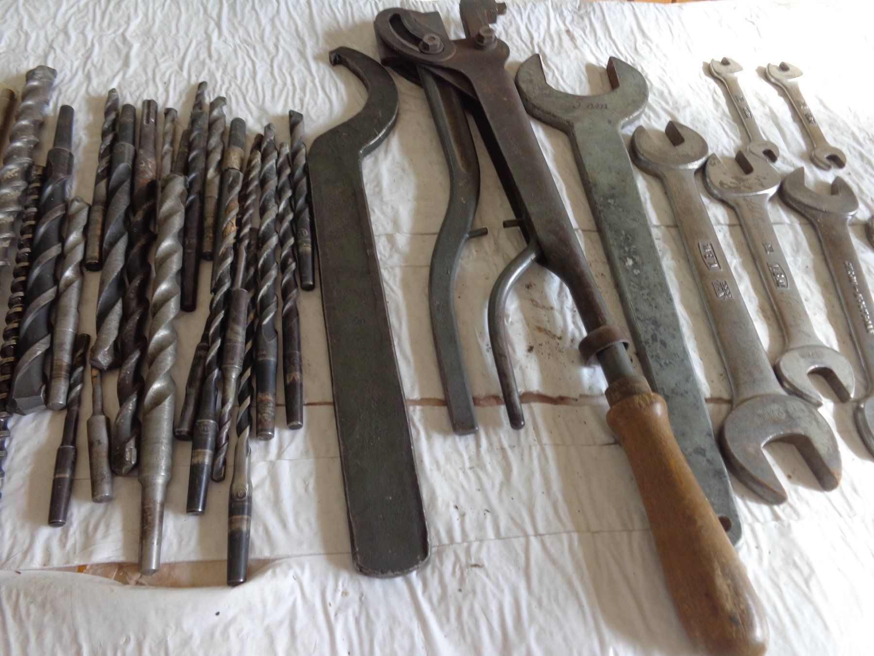 Tous les outils: Werkzeug Diverses und Diverse Bohrer – D'occasion à Liestal par Gecko16 5