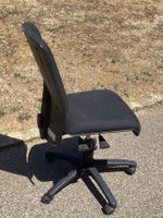Chaise de bureau noir réglable en hauteur