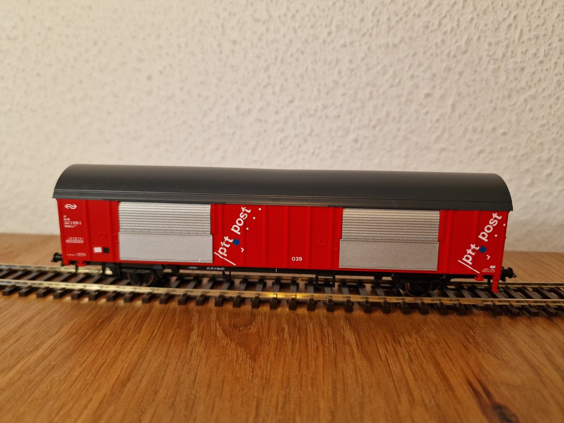 Roco Modellini di ferrovie: NS Postwagen H0 – Usato da Matten b. Interlaken venduto da lor_hr9w 1