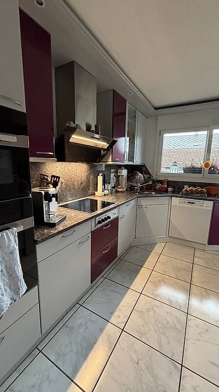 Cucine complete: Küche OHNE Geräte ausser Kochfeld – Usato da Lyss venduto da rumps 1