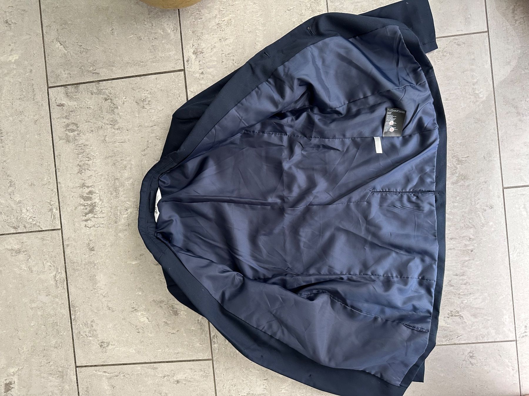 H&M Giacche & Cappotti: Blazer / Sakko H&M Gr. 146 – Nuovo (secondo la descrizione) da Bolligen venduto da chaetzli1133 3