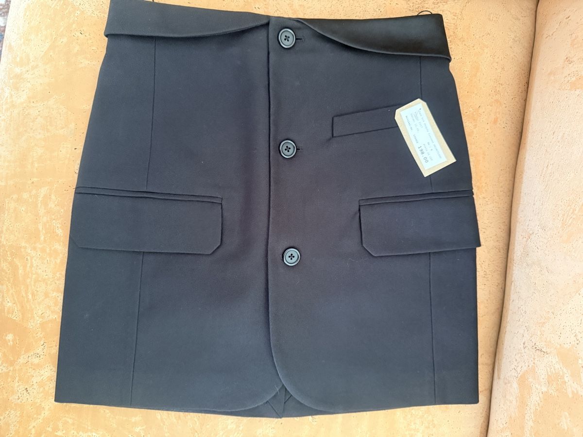Helmut Lang Gonne: HELMUT LANG Black Skirt Size S - New – Nuovo (secondo la descrizione) da Altendorf venduto da Alovely