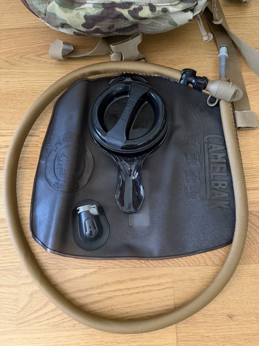 Camelbak Zaini: Camelbak SPARTA 30L backpack multicam + 3L hydration bladder – Nuovo (secondo la descrizione) da La Tour-de-Peilz venduto da bma_s97h 6