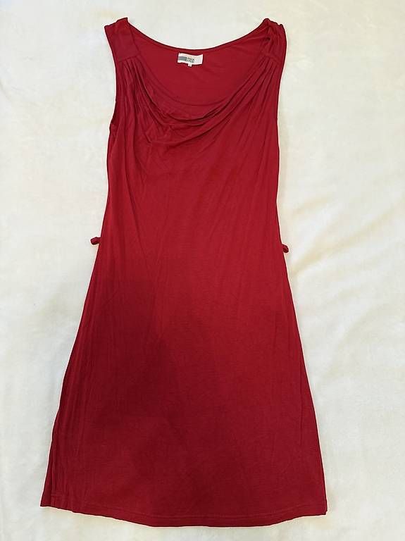 Kleider: Kleid Rot Pier One M – Gebraucht aus Füllinsdorf von Rivai