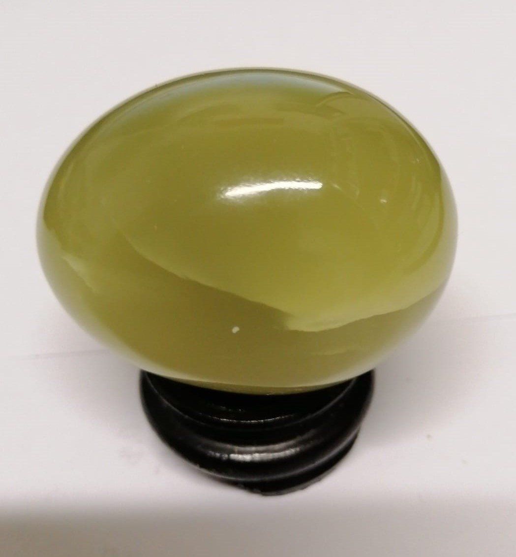 Gläser: Glas-Ei hellgrün – Gebraucht aus Grächen von Hel7890