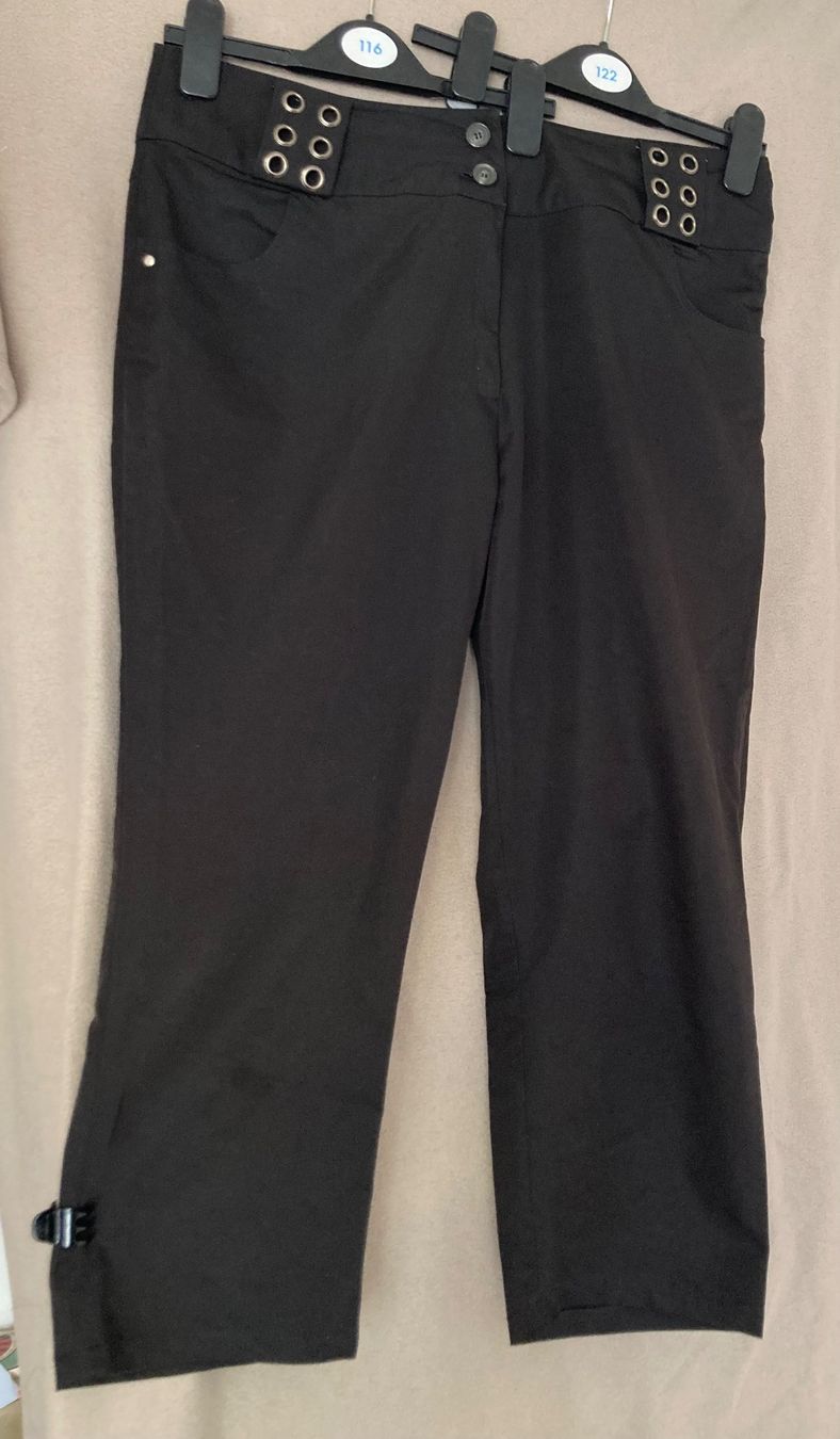 Hosen: Vintage 3/4 Hose mit Ösen – Gebraucht aus Wädenswil von qla76_wh