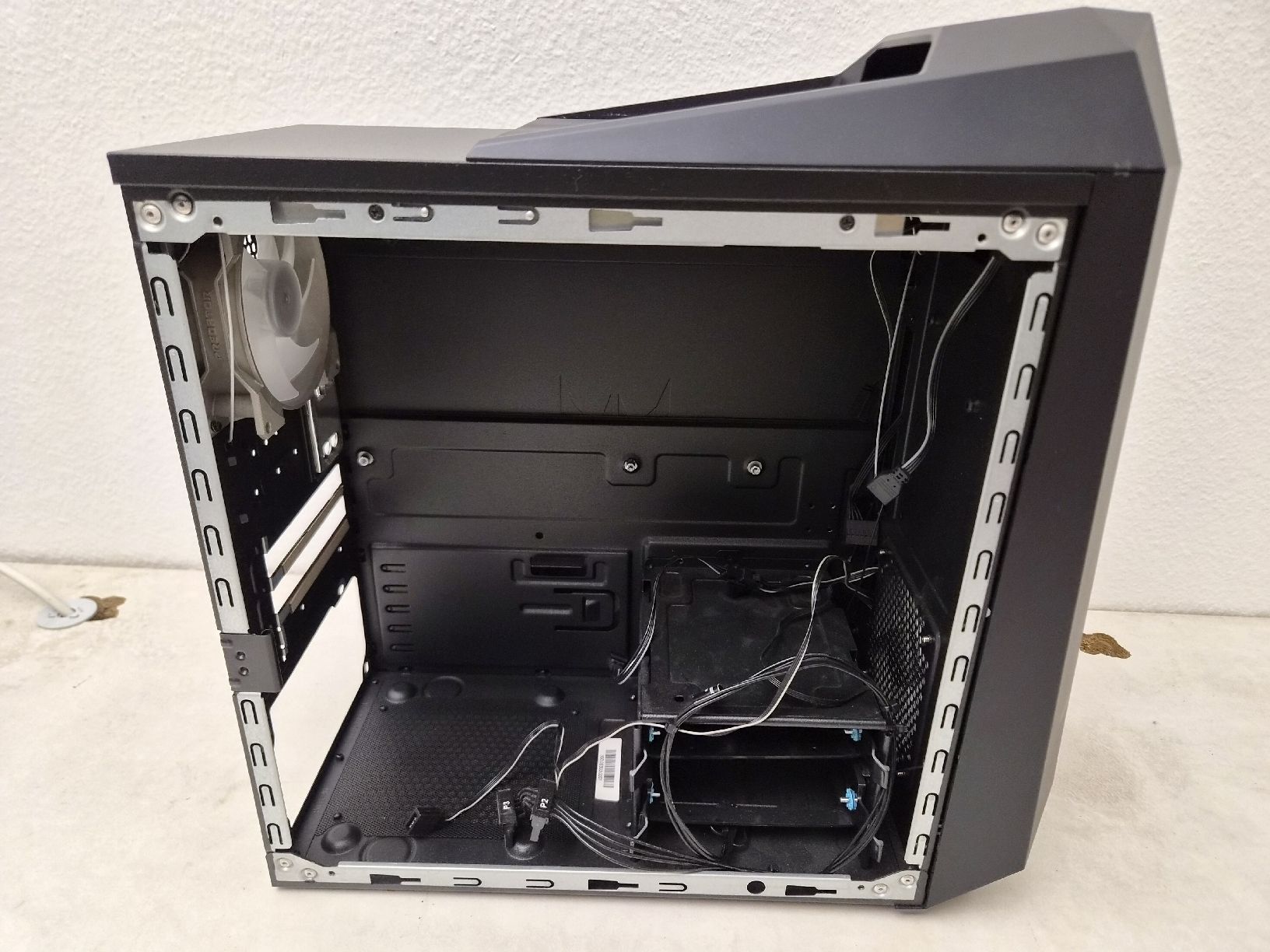 Gehäuse: Acer Predator Orion 3000 Gehause  – Gebraucht aus SCHAFFHAUSEN von Atami99 1