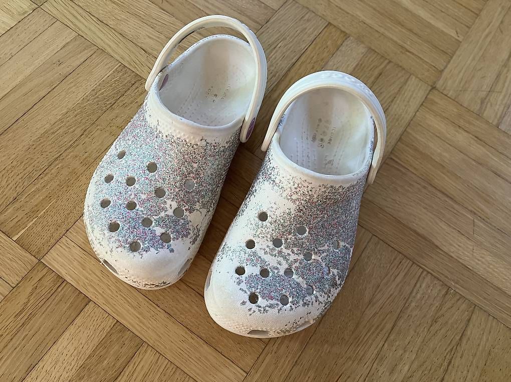 Scarpe per ragazzi: Crocs Gr. 29 - 30 Kinder – Usato da Zollikon venduto da CorViv