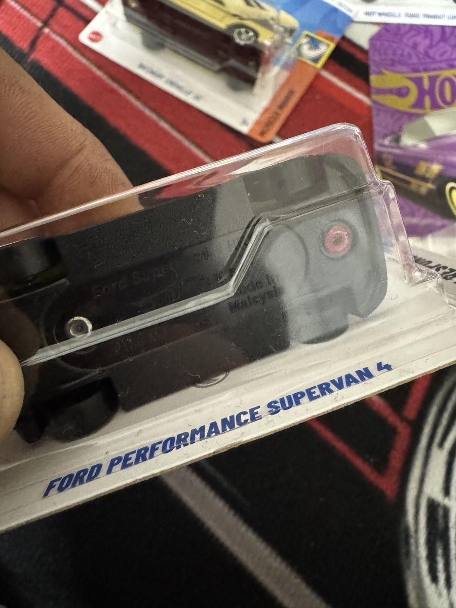 Hot Wheels Modellini d'auto: TH Ford Performance Supervan 4 – Nuovo e nell'imballaggio originale da Berneck venduto da f80kado 1