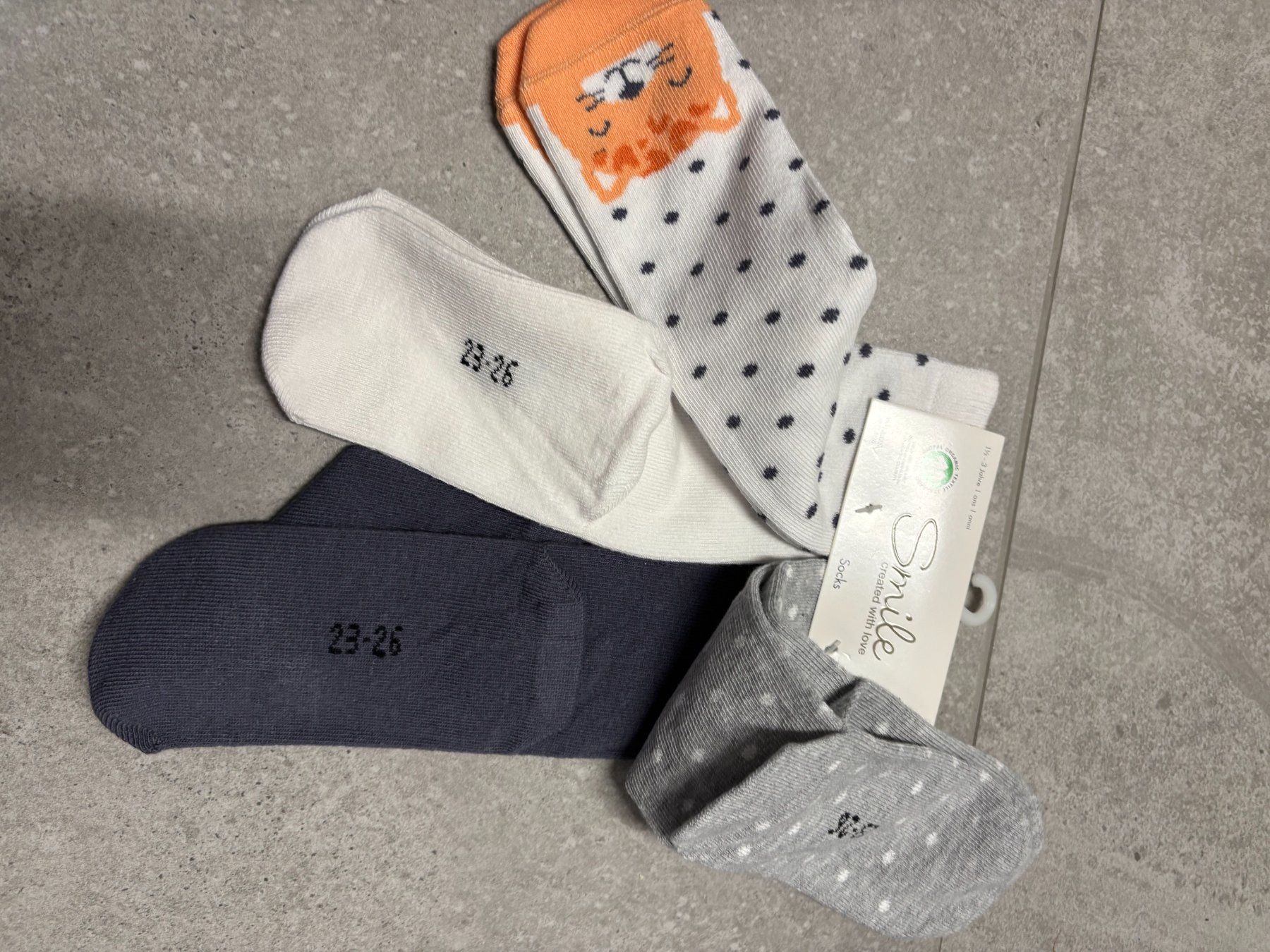 Calze per bambini: Chaussettes 23 - 26 neuf – Nuovo (secondo la descrizione) da Salvenach venduto da gwenwywar 1