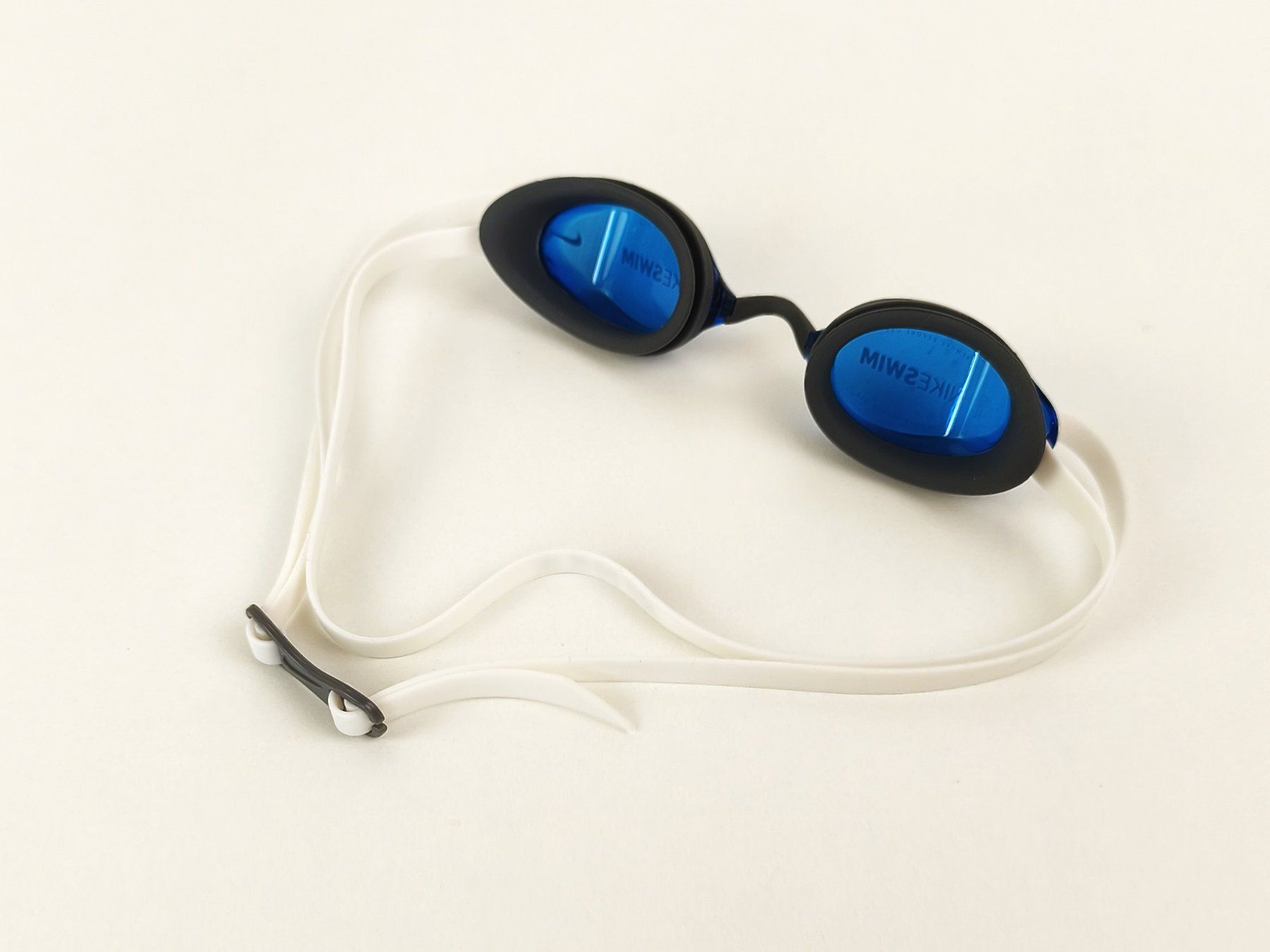 Nike Occhiali & Lenti: Schwimmbrille Nike – Nuovo (secondo la descrizione) da Pratteln venduto da Restwert_Pratteln 2