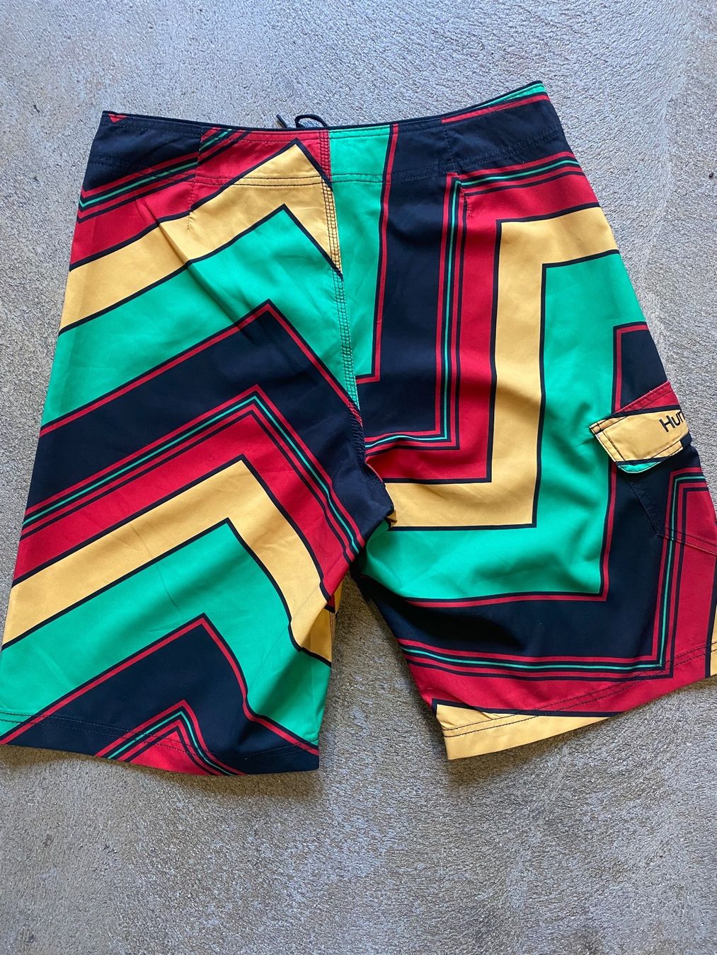 Costumi da bagno: Short de bain Hurley Hommes Taille 32 – Nuovo e nell'imballaggio originale da Orbe venduto da D-stockFactory-Orbe 1
