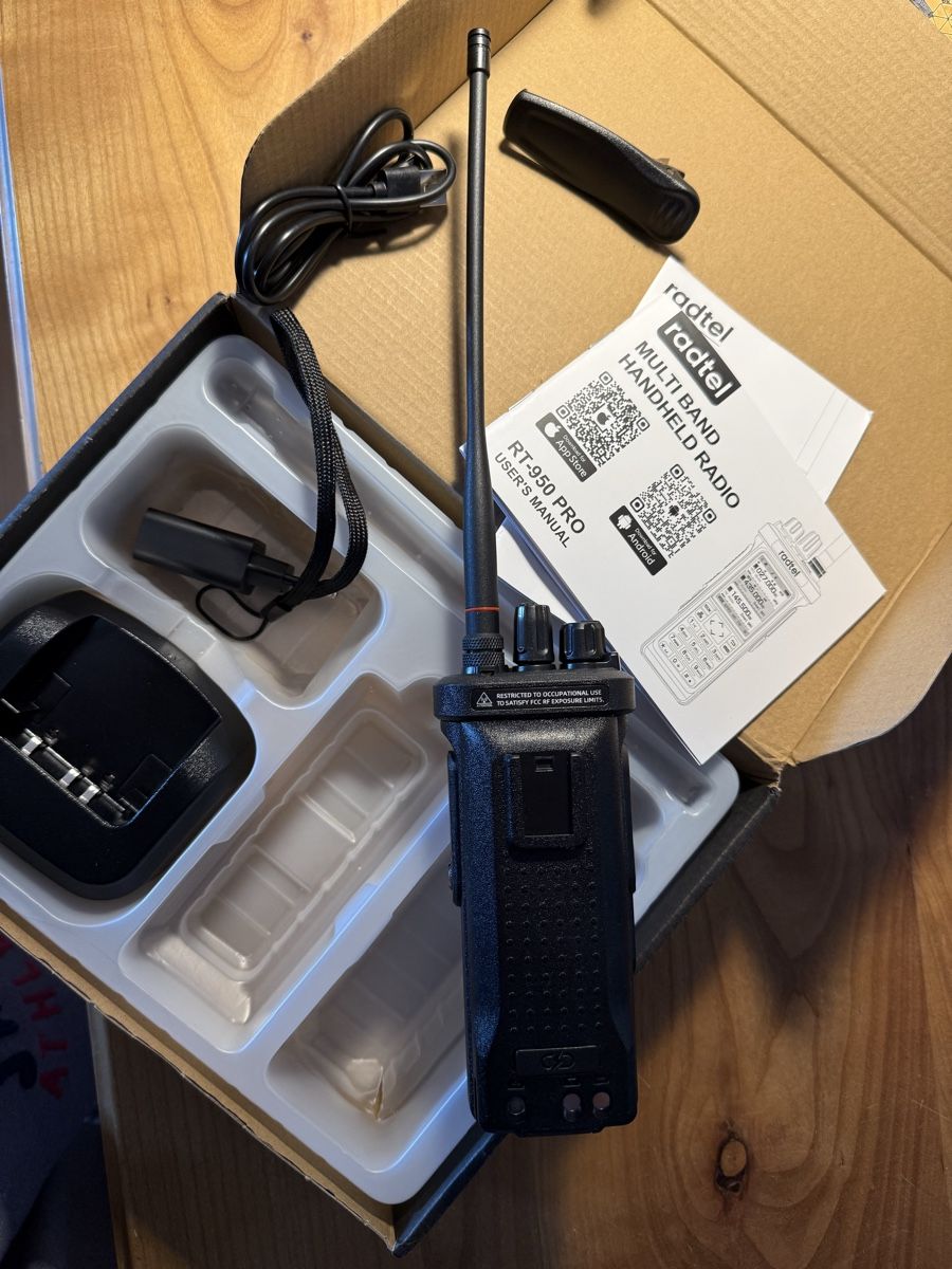 Radiocomunicazione: Funkgerät Radtel RT-950 pro – Nuovo (secondo la descrizione) da Winterthur venduto da ola777 2