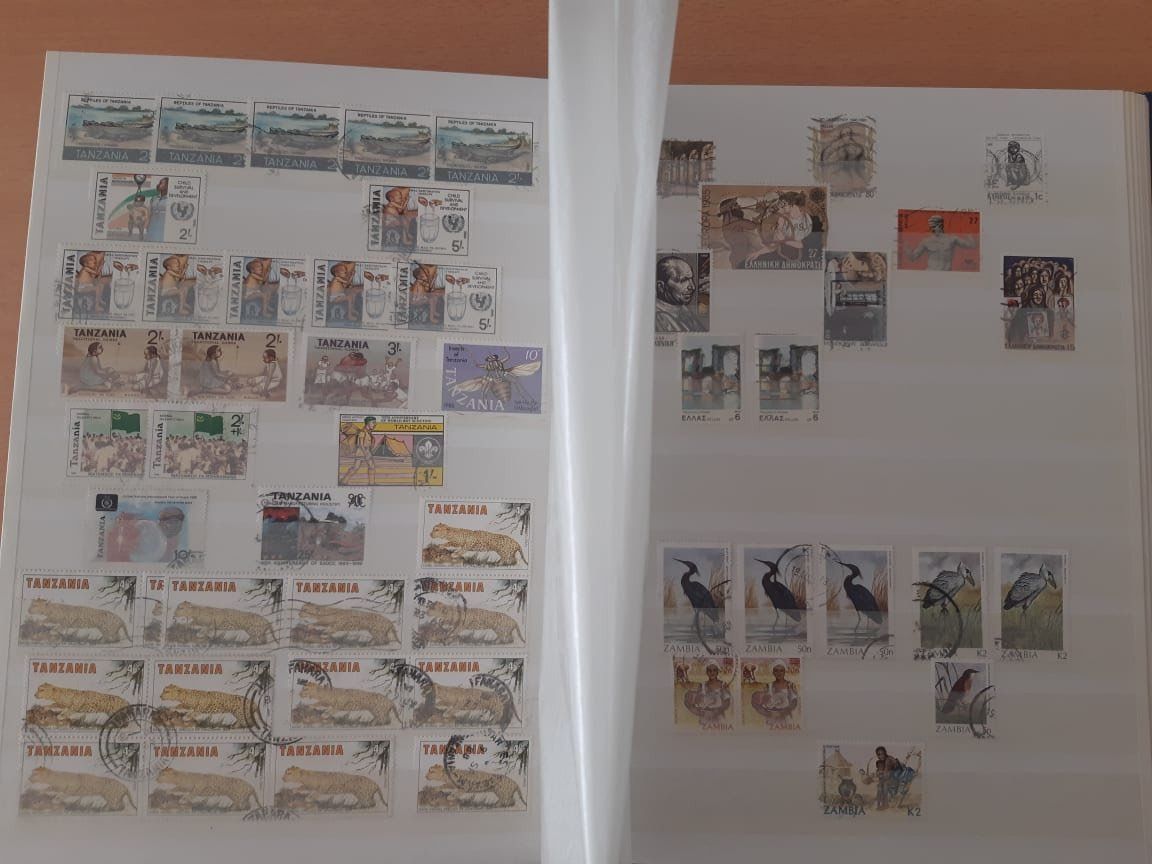 Alle Briefmarken: Album mit Inernat. Briefmarkensammlung – Gebraucht aus Dulliken von Airliner2 6