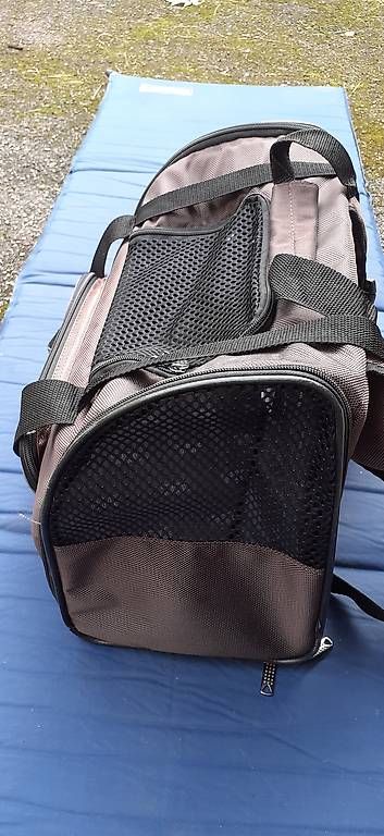 Cucce & Letti: Hunde Katzen Tasche Rucksack – Usato da Gempen venduto da bor_nv7f 1