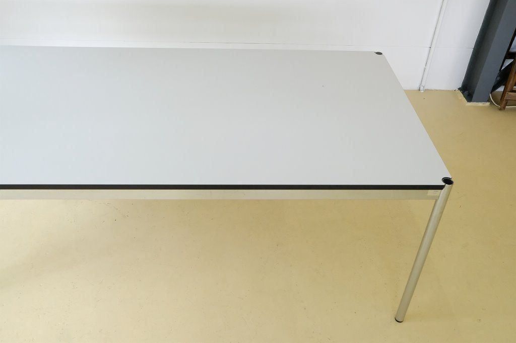 USM Tavoli: USM Tisch gross, Lieferung möglich – Usato da Meinisberg venduto da atelier_TILIJA 8