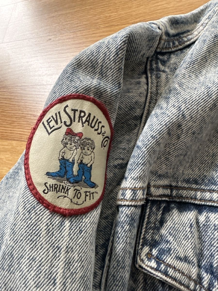Levi's Jacken: Levi's Jeans Jacke, Gr.M, mit Patches – Neu (gemäss Beschreibung) aus Emmen von moodle13 2