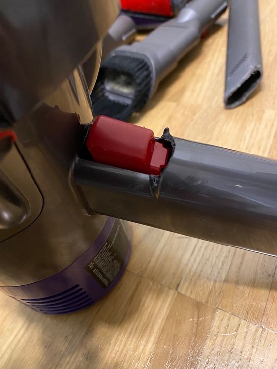 Dyson V9 - Staubsauger | Kaufen auf Ricardo