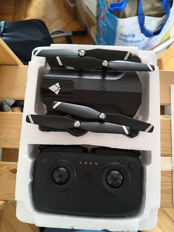 RC Kits de montage: Optical flow drone, SG900 smart drone – D'occasion à Grandvaux par han_299z