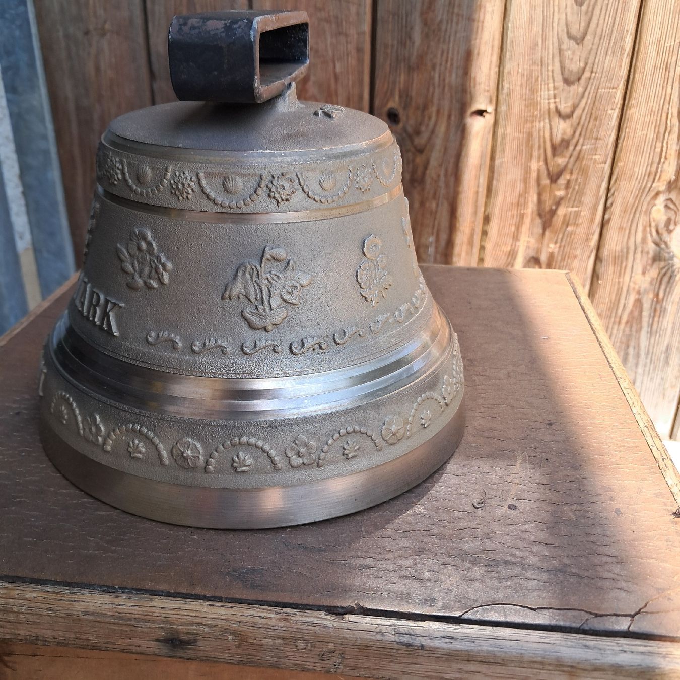 Campanacci mucche: NEUWERTIGE BERGER GLOCKE ab 2Fr  – Usato da Murten venduto da SHETHOF 4