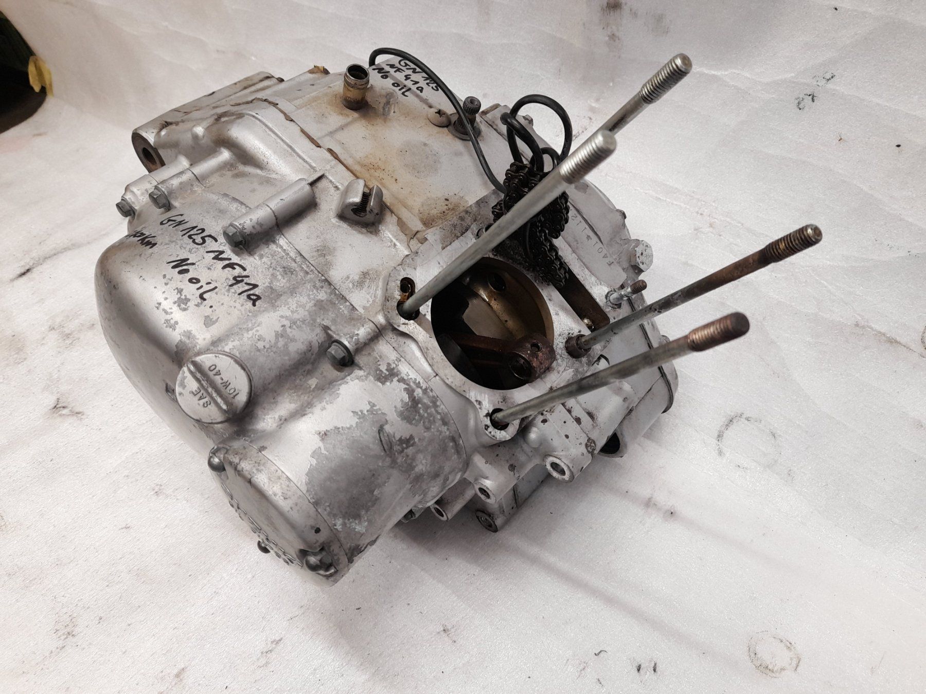 Suzuki Chopper: Suzuki GN 125 bas moteur, motor – Usato da Fey venduto da lobanovski1 2